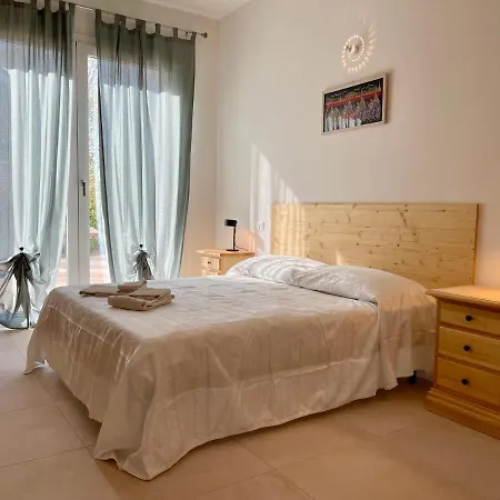 Dinesh 3* Sottomarina