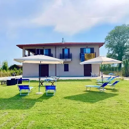 Dinesh Casa de hóspedes