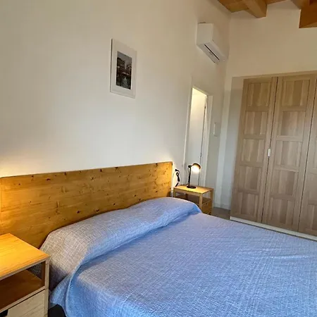 Dinesh Casa de hóspedes Sottomarina