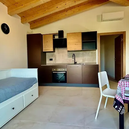 Konukevi Dinesh Sottomarina