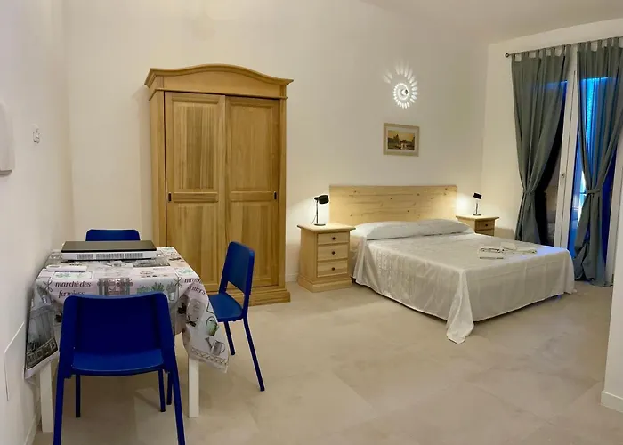 Dinesh 3* Sottomarina