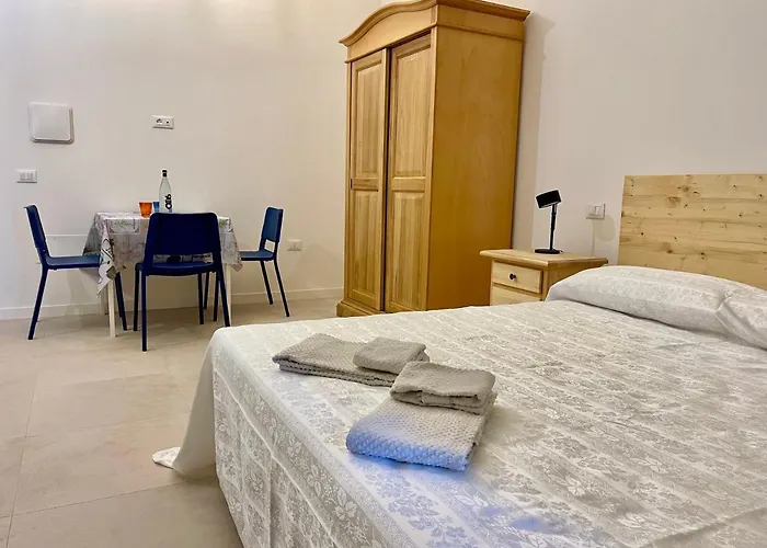 Πανσιόν Dinesh Sottomarina