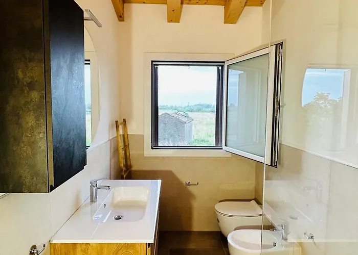 Dinesh Πανσιόν 3*